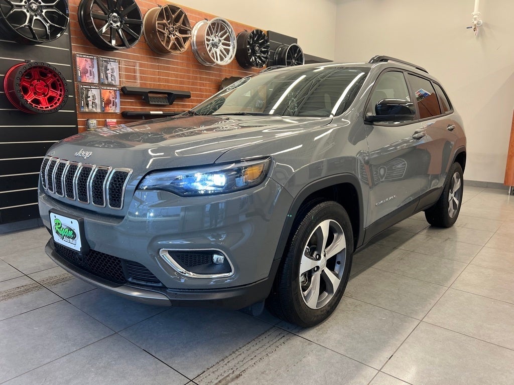 Used 2022 Jeep Cherokee Limited with VIN 1C4PJMDX5ND526439 for sale in Monticello, Minnesota
