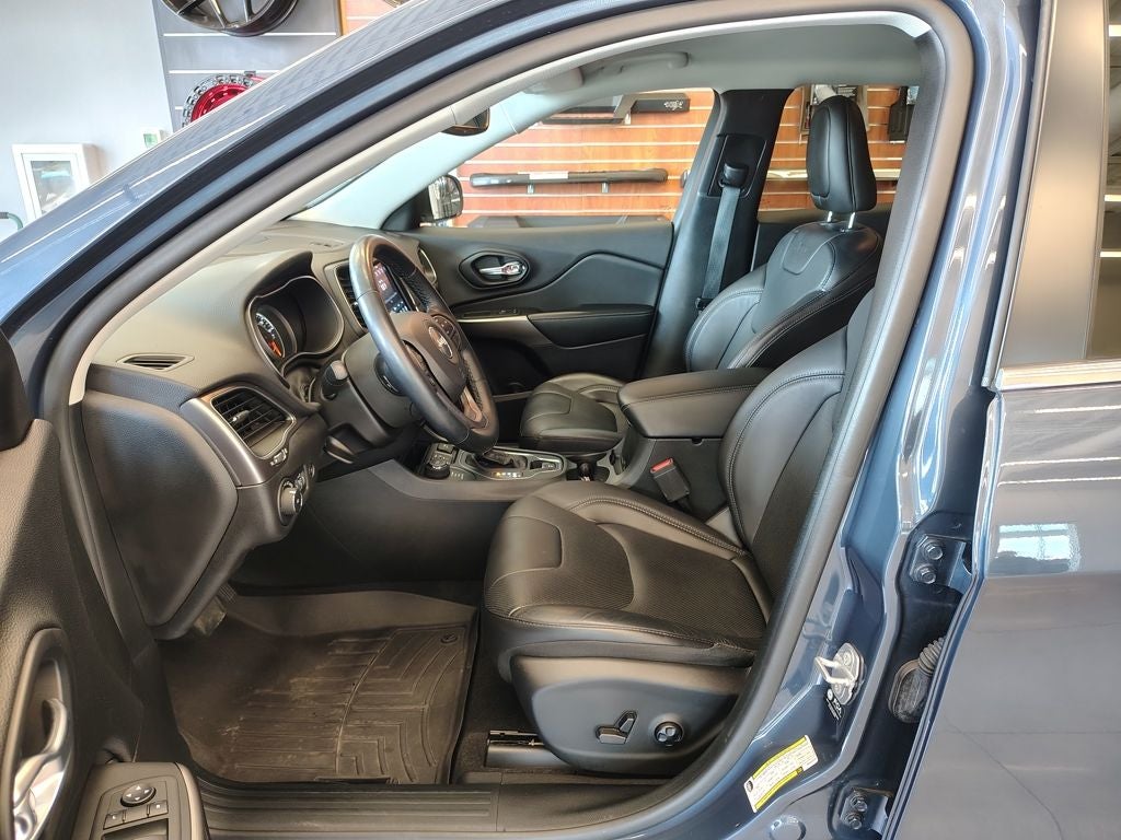 2021 Jeep Cherokee Latitude Lux