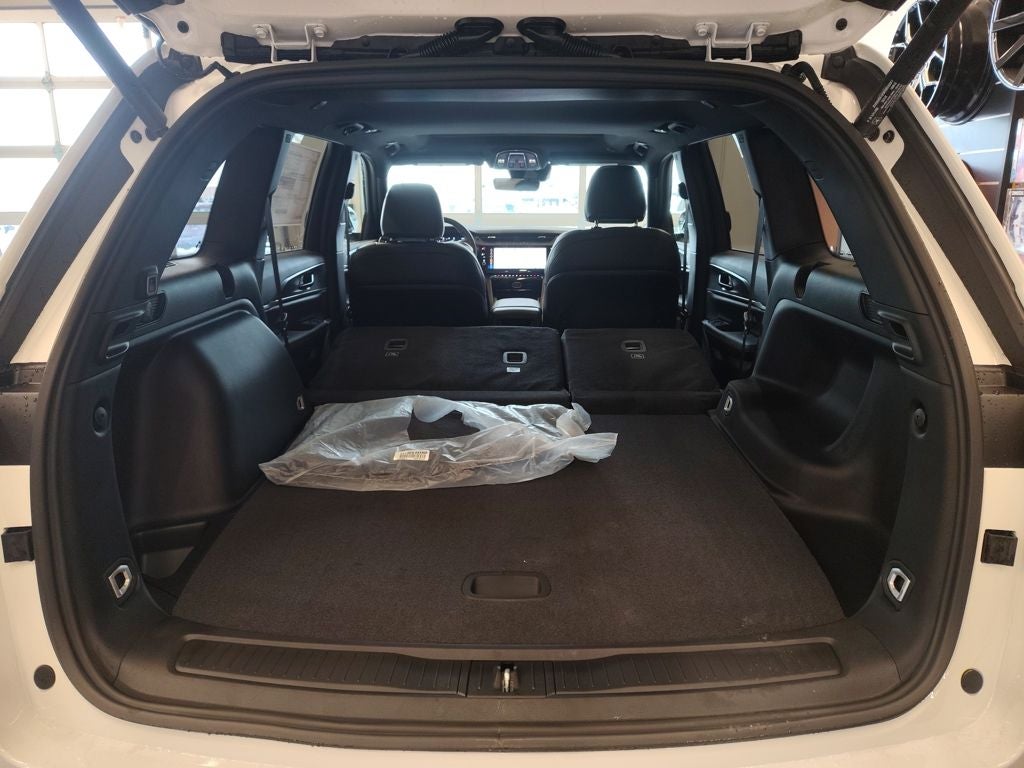 2026 Jeep Grand Cherokee Altitude