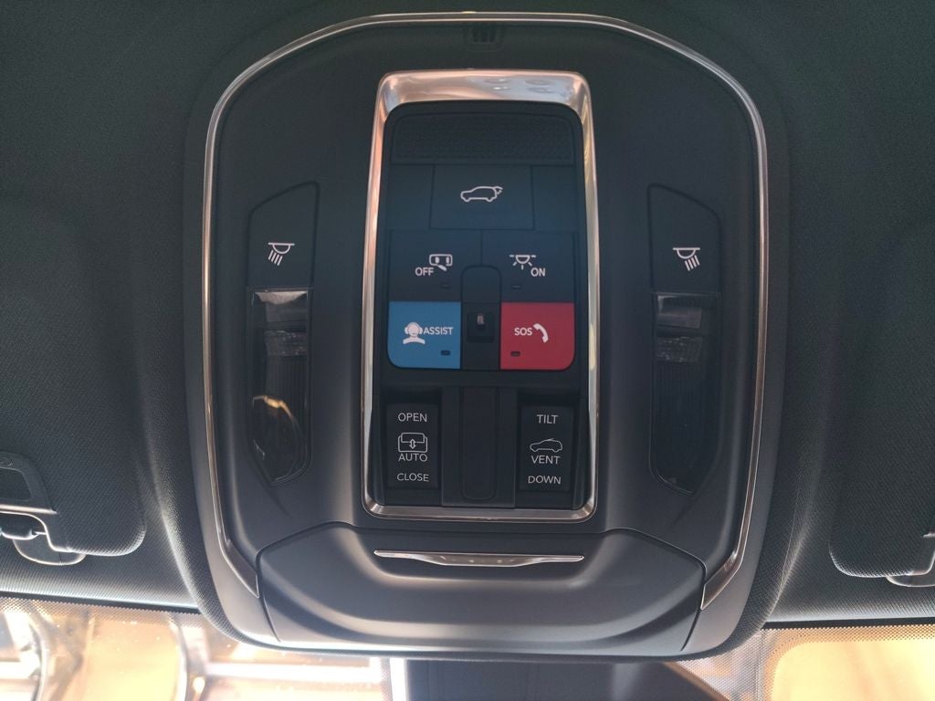 2026 Jeep Grand Cherokee Altitude