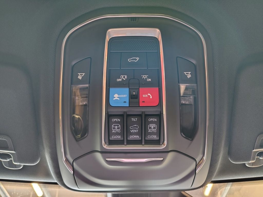 2026 Jeep Grand Cherokee Limited Reserve