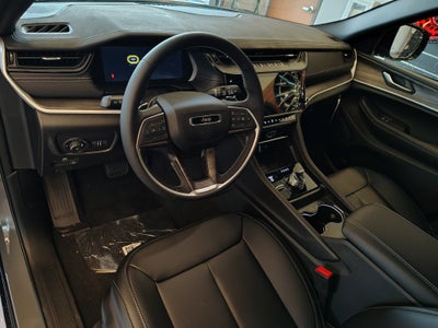 2027 Jeep Grand Cherokee Limited