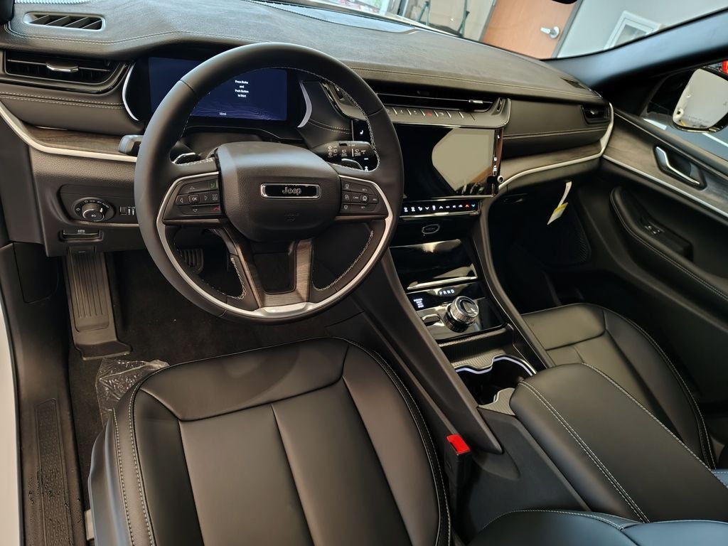 2027 Jeep Grand Cherokee Limited