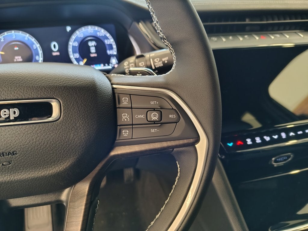 2027 Jeep Grand Cherokee Limited Reserve
