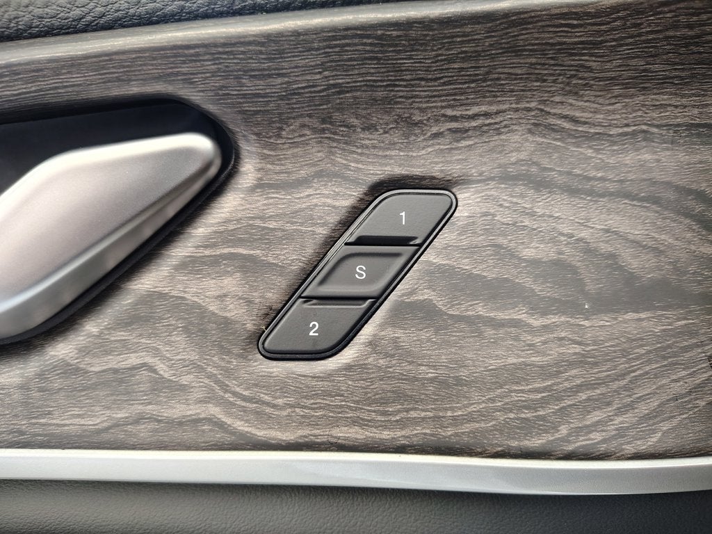 2027 Jeep Grand Cherokee Limited Reserve