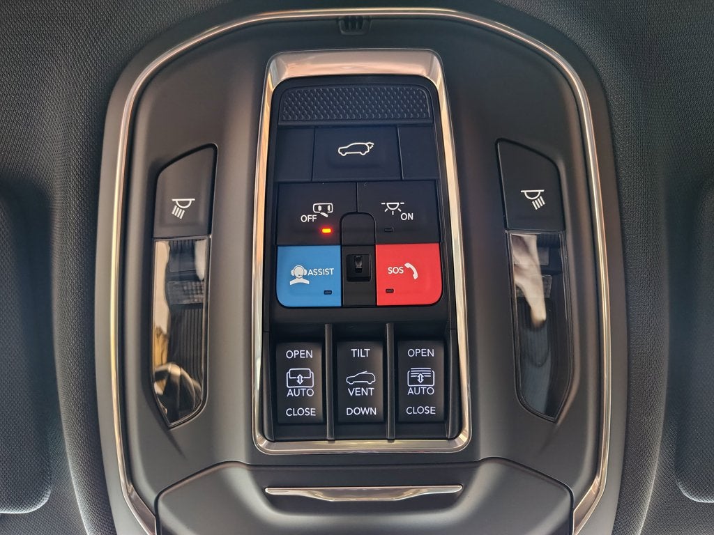 2027 Jeep Grand Cherokee Limited Reserve