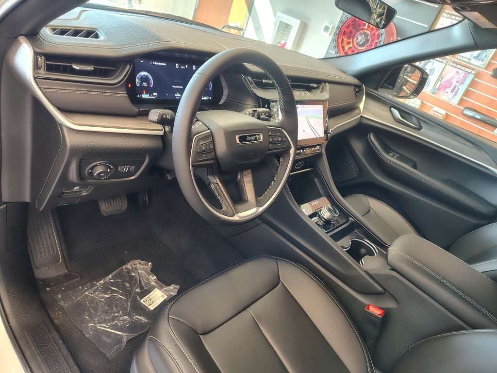 2026 Jeep Grand Cherokee Limited Altitude