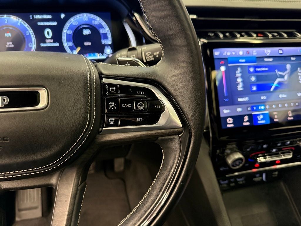 2022 Jeep Grand Cherokee Overland