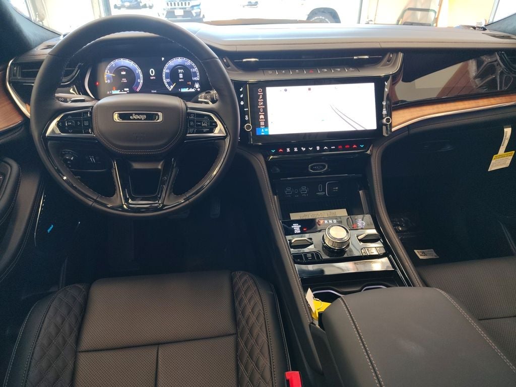 2026 Jeep Grand Cherokee Summit