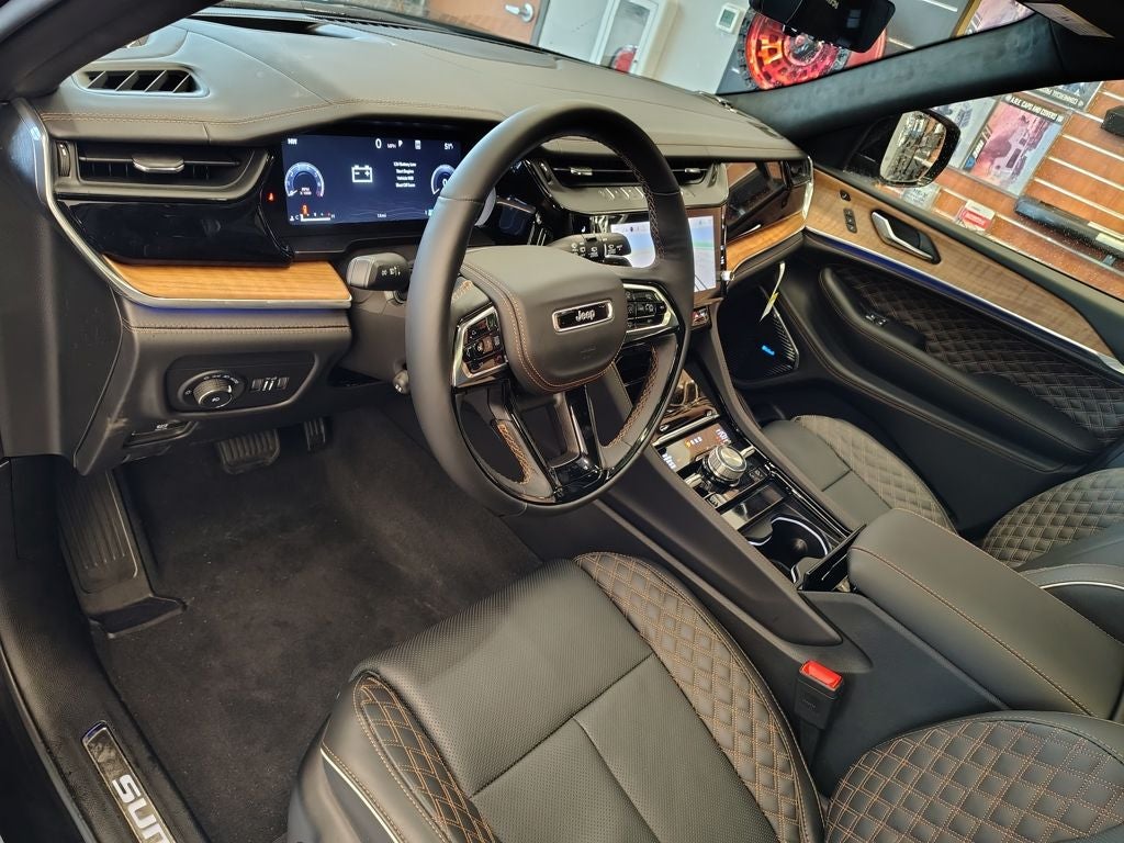 2026 Jeep Grand Cherokee Summit