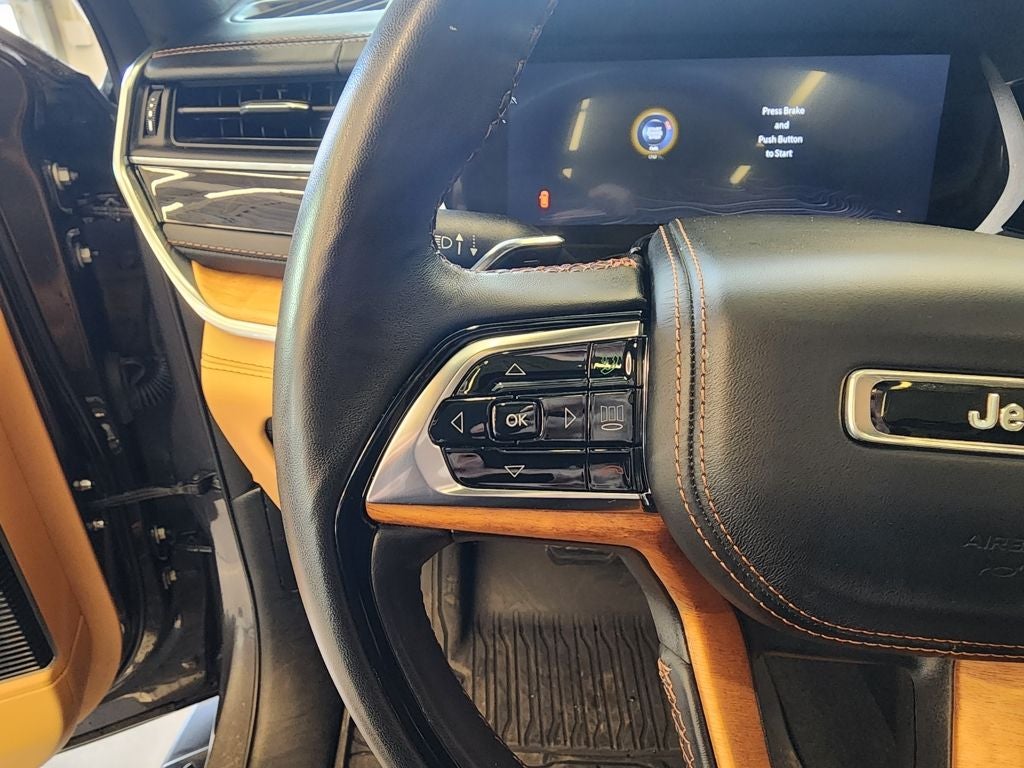 2022 Jeep Grand Cherokee Summit