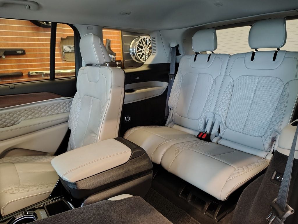 2023 Jeep Grand Cherokee L Summit
