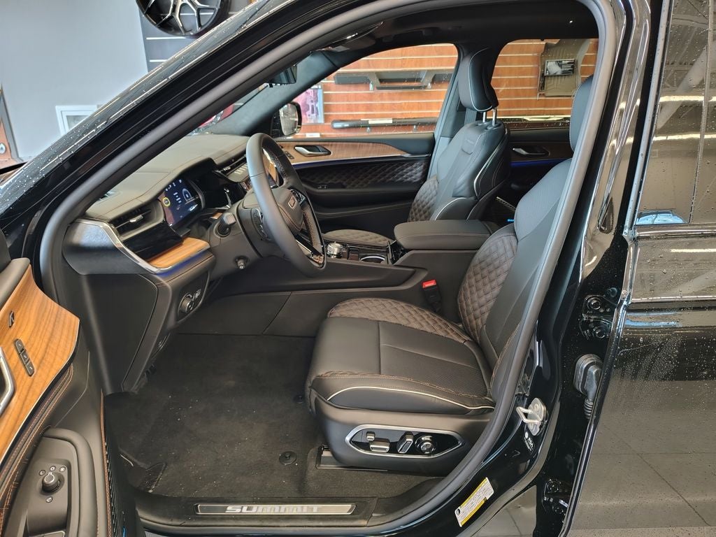 2026 Jeep Grand Cherokee L Summit