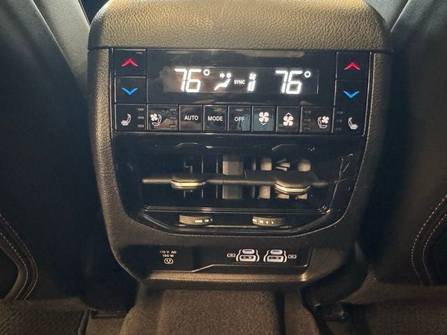 2022 Jeep Grand Cherokee L Summit