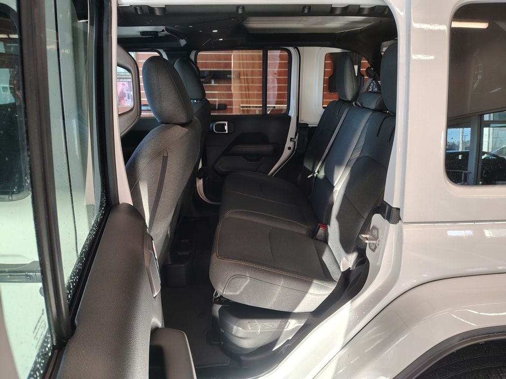 2025 Jeep Wrangler Sahara 4xe