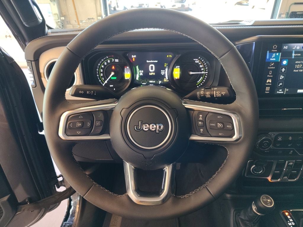 2025 Jeep Wrangler Sahara 4xe