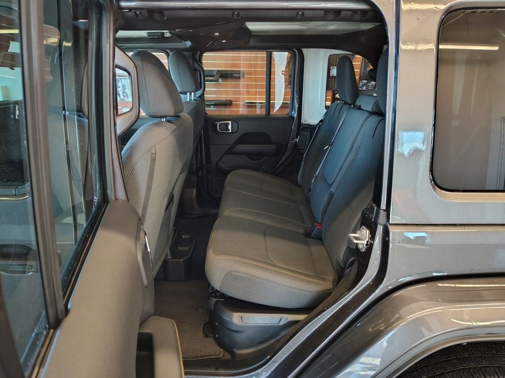 2025 Jeep Wrangler Sahara 4xe