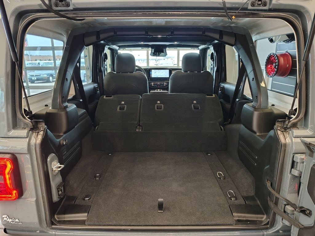 2025 Jeep Wrangler Sahara 4xe