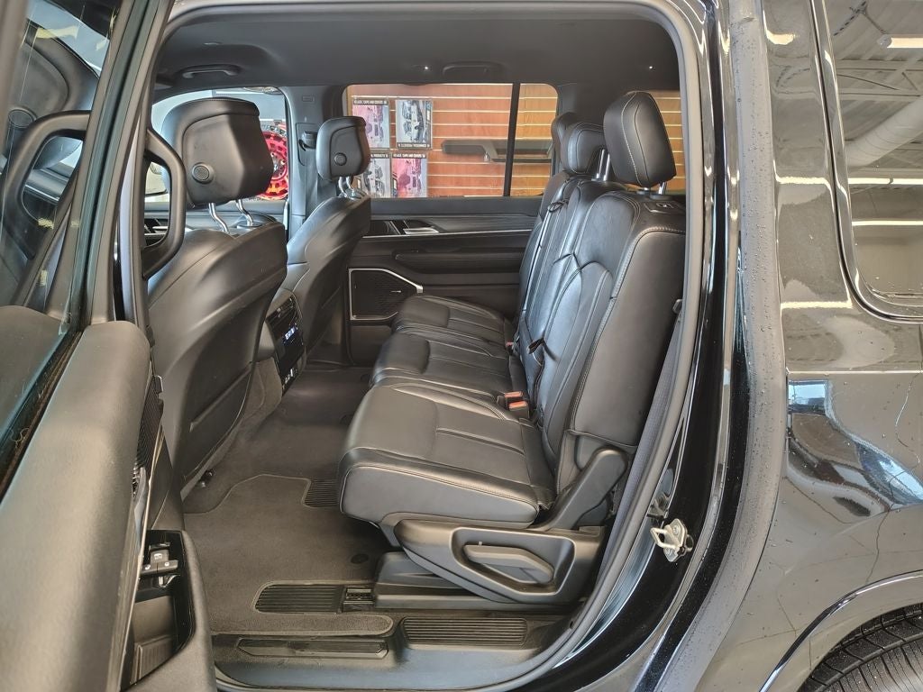 2024 Jeep Wagoneer L Series II