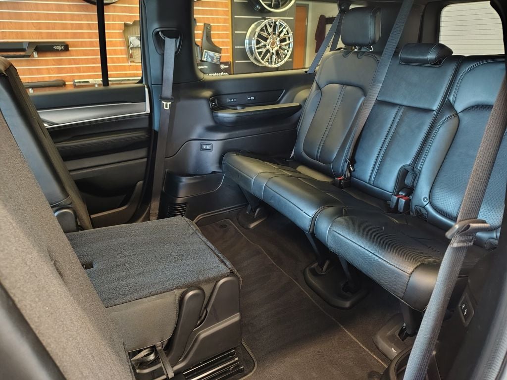 2025 Jeep Wagoneer L Series II