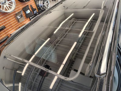 2023 Jeep Wagoneer Base