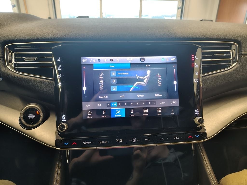 2025 Jeep Wagoneer Series II