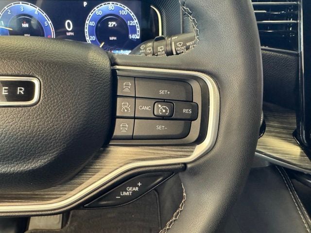 2023 Jeep Wagoneer Series III