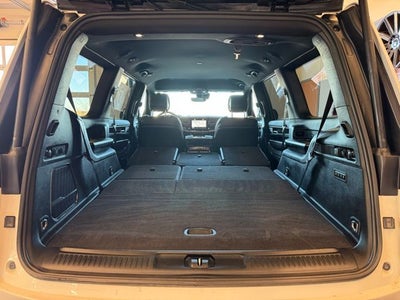 2023 Jeep Wagoneer Series III