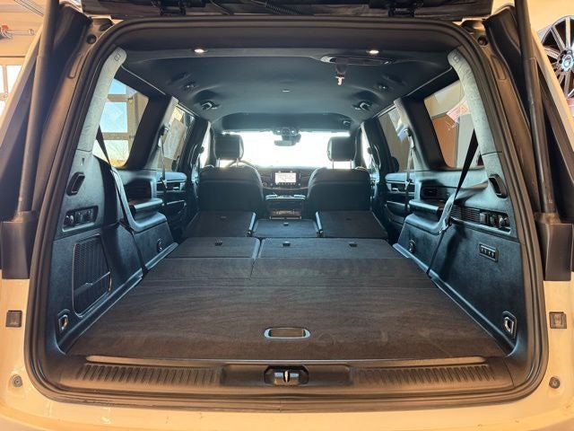 2023 Jeep Wagoneer Series III