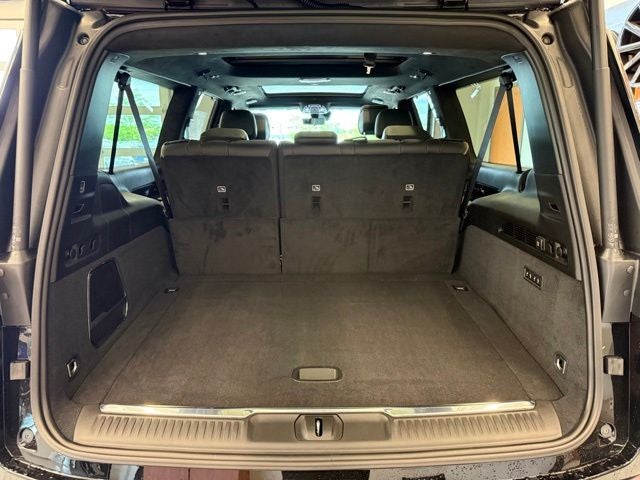 2026 Jeep Grand Wagoneer Summit Reserve