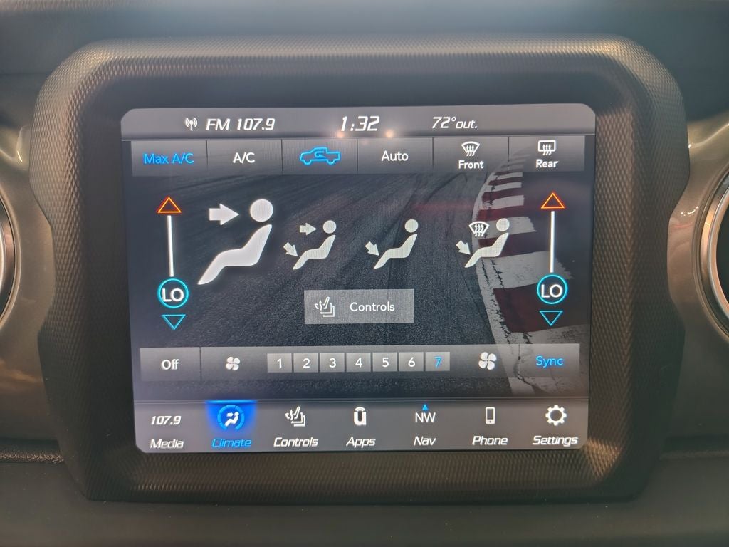 2022 Jeep Gladiator Overland