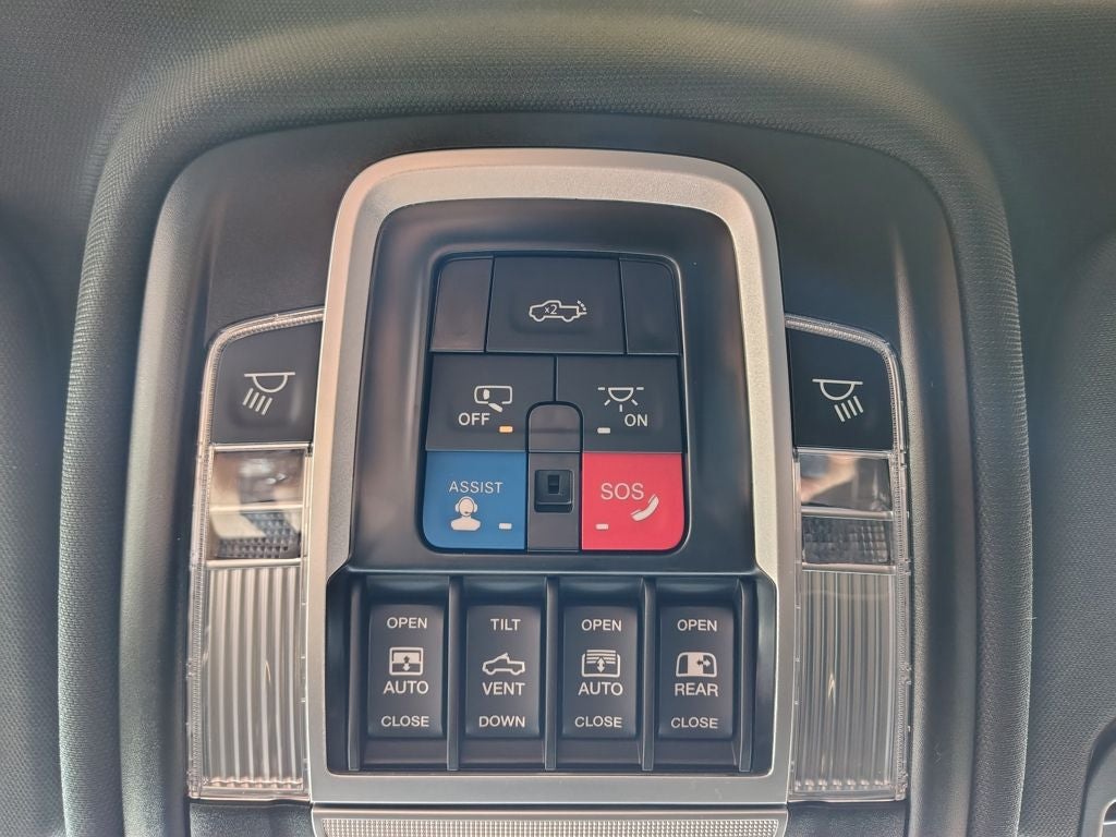 2025 RAM 1500 Laramie