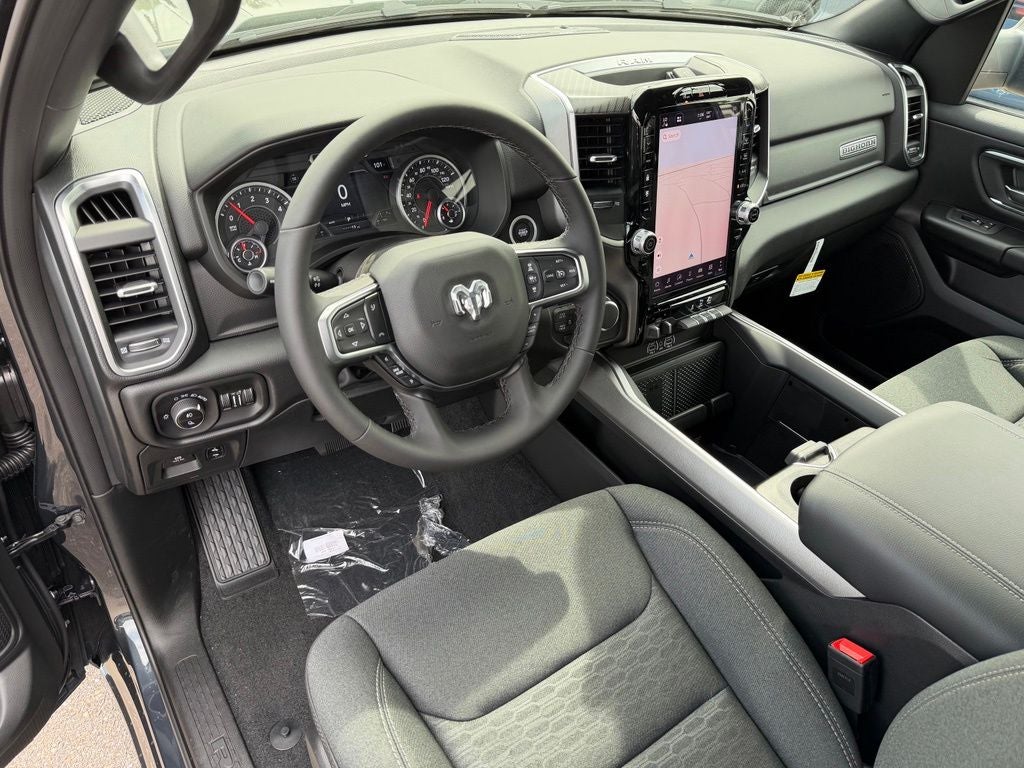 2027 RAM 1500 Big Horn/Lone Star