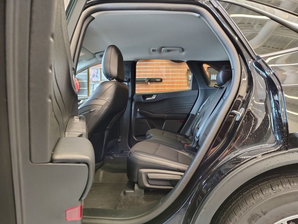 2025 Ford Escape Plug-In Hybrid Base