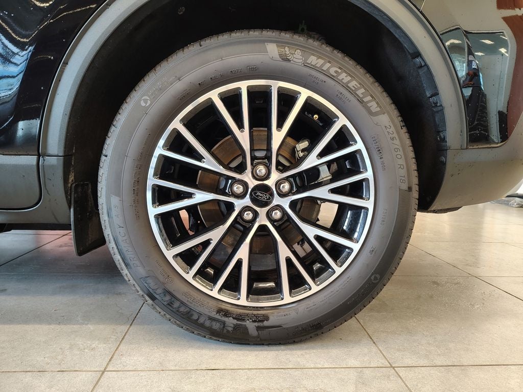 2025 Ford Escape Plug-In Hybrid Base