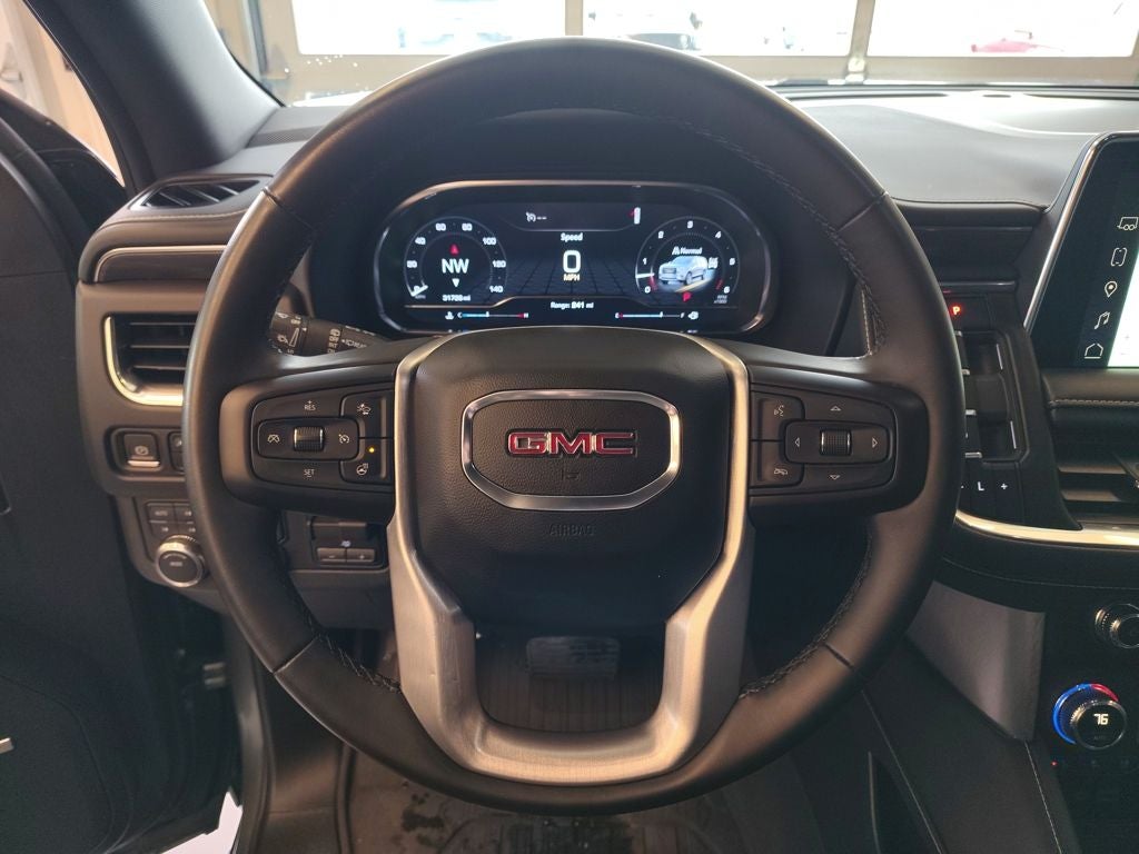 2023 GMC Yukon XL SLT