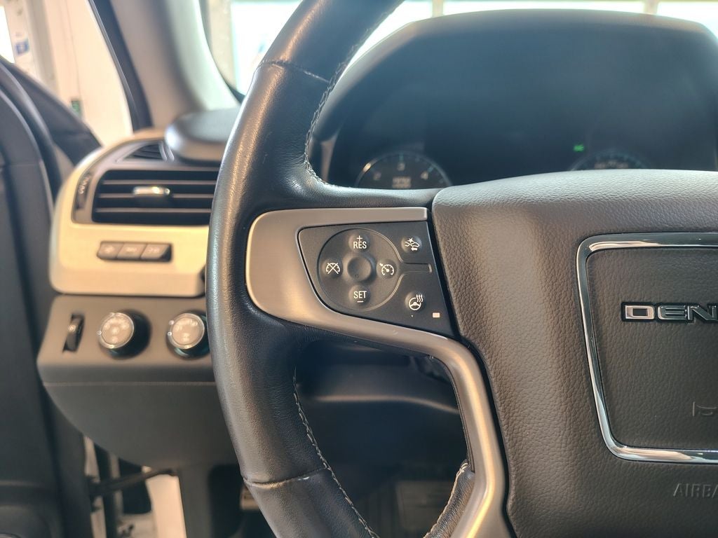2020 GMC Yukon XL Denali - Photo 15
