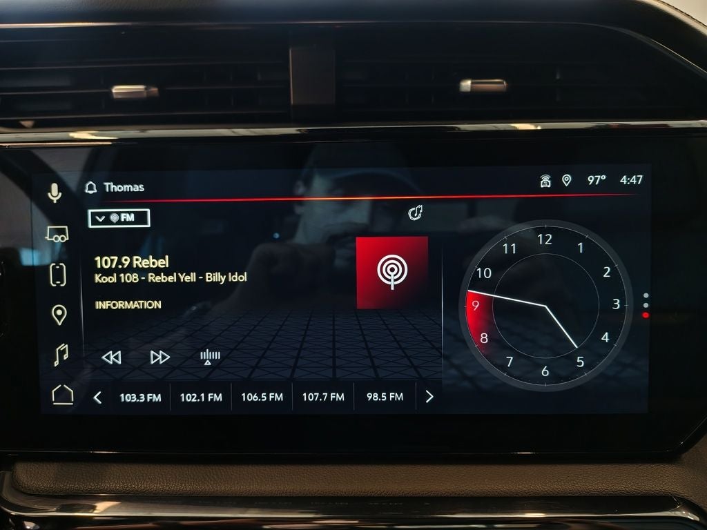2023 GMC Sierra 1500 AT4
