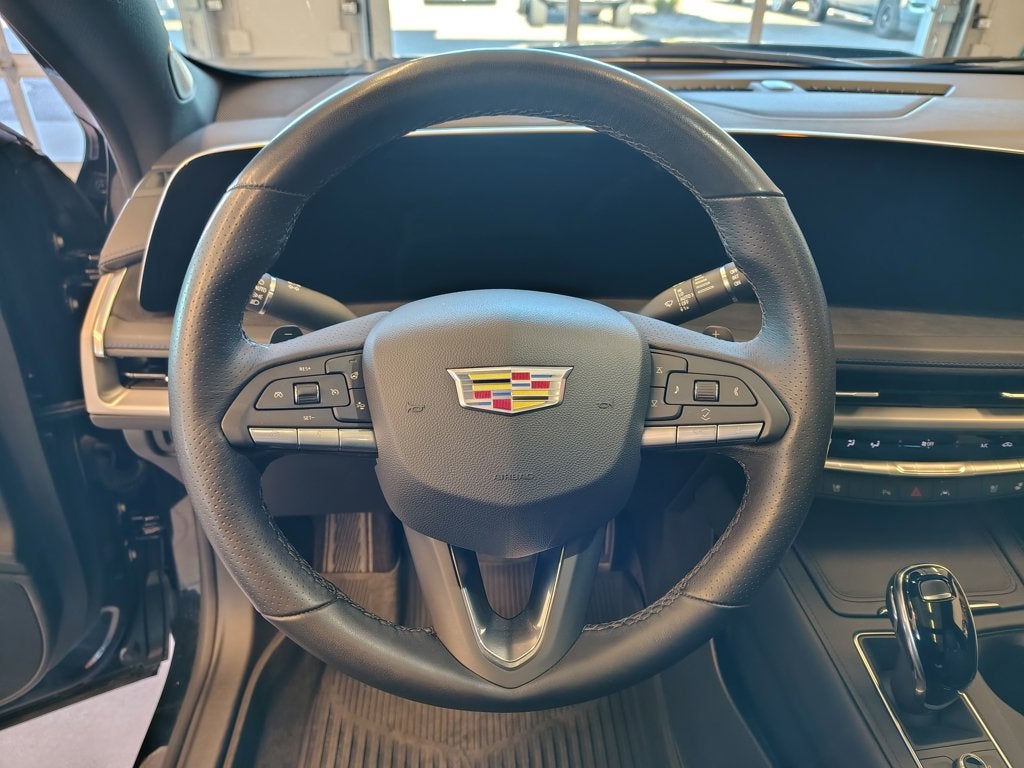 2025 Cadillac XT4 Sport
