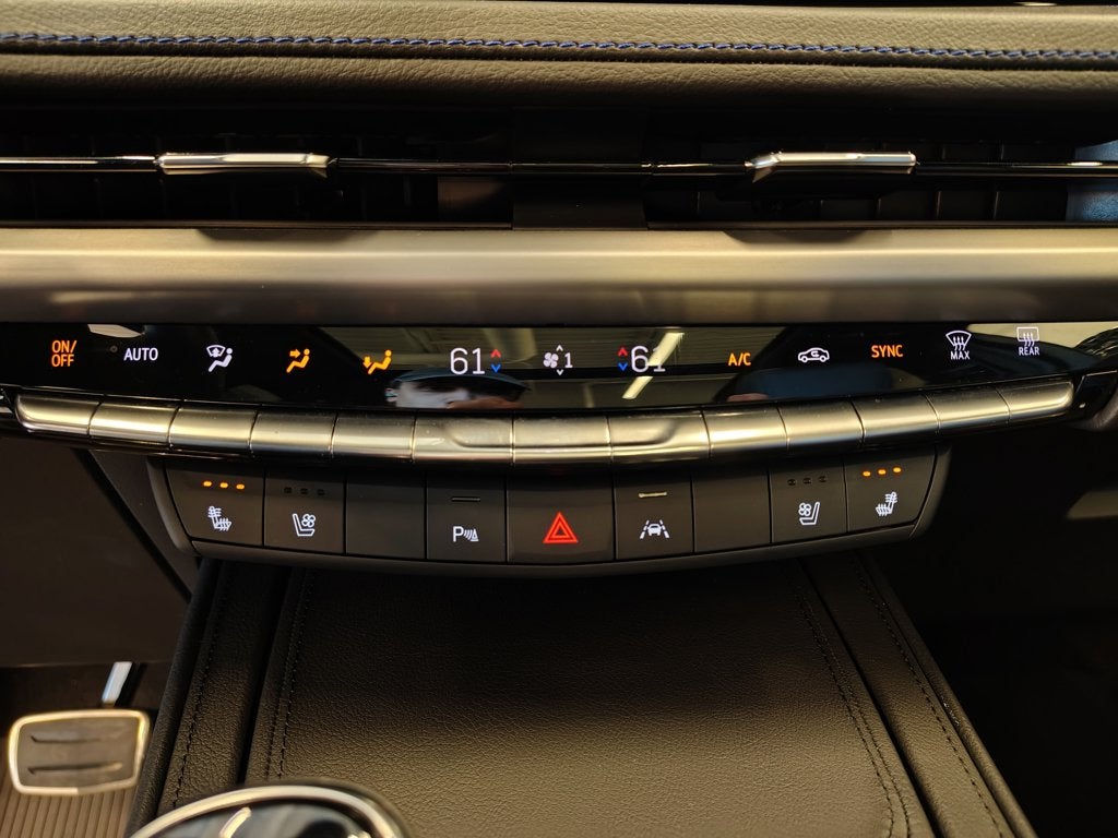 2025 Cadillac XT4 Sport
