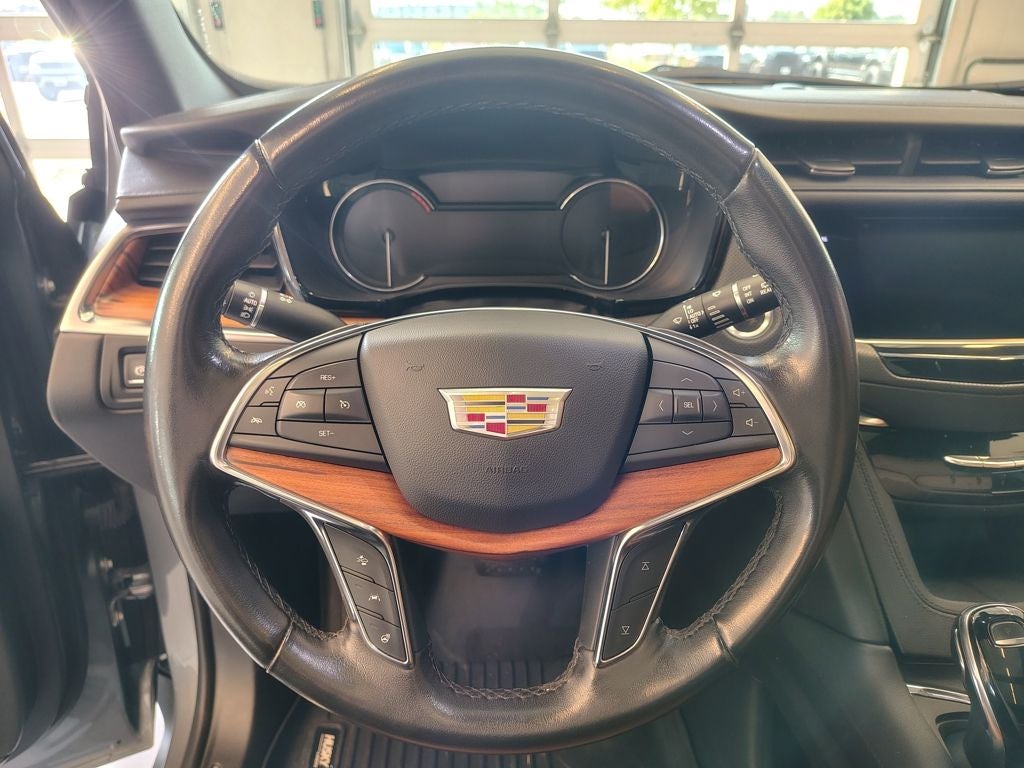 2021 Cadillac XT5 Premium Luxury