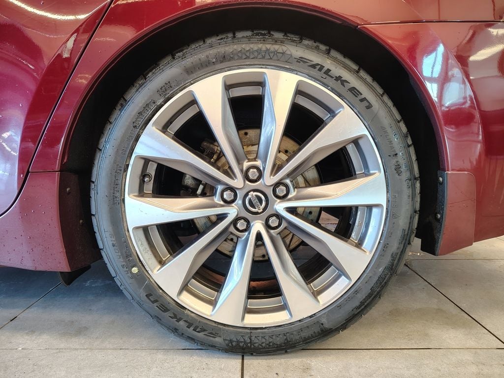 2021 Nissan Maxima Platinum