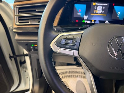 2025 Volkswagen Atlas 2.0T SE w/Technology