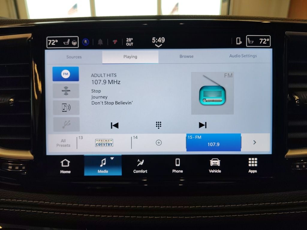 2026 Chrysler Pacifica Select