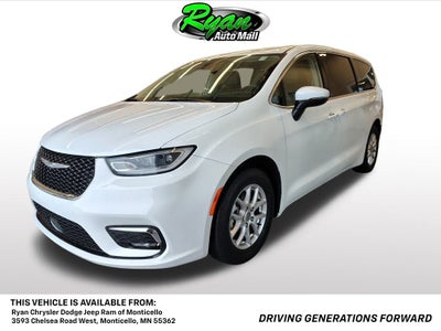 2023 Chrysler Pacifica Touring L