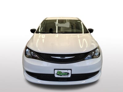 2026 Chrysler Voyager LX