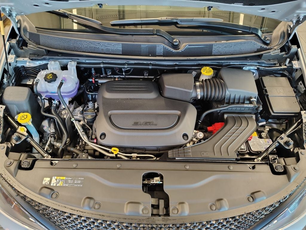 2026 Chrysler Voyager LX