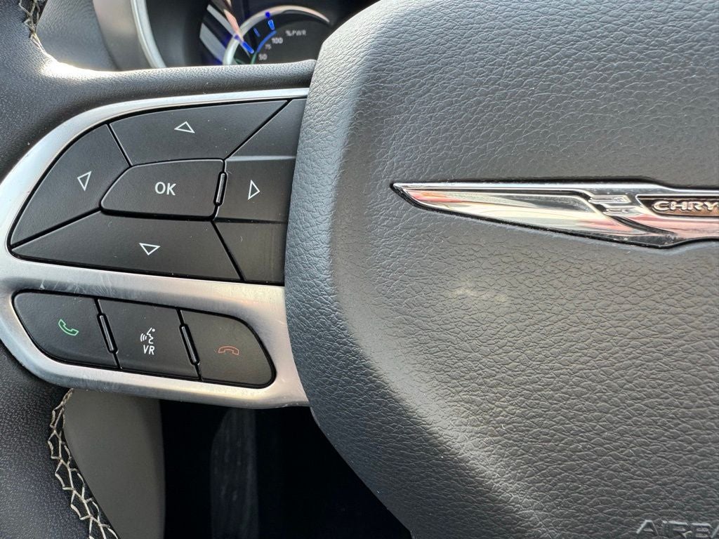 2024 Chrysler Pacifica Hybrid Select