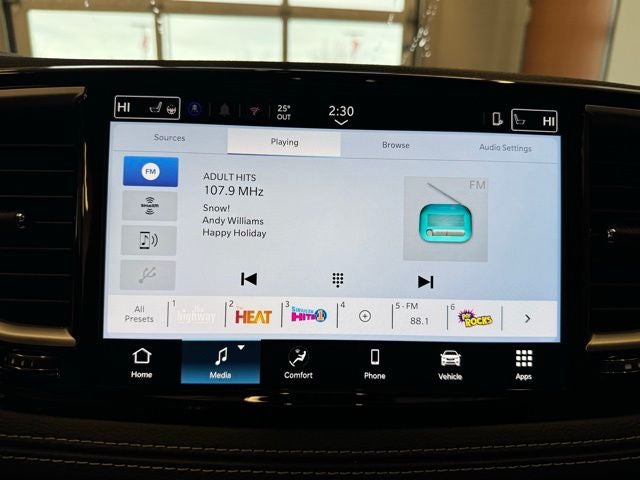 2026 Chrysler Pacifica Select