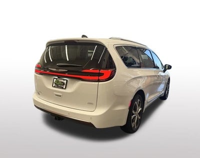 2026 Chrysler Pacifica Pinnacle